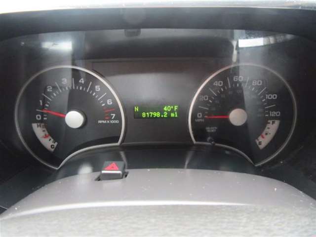 Ford Explorer 2010 photo 35